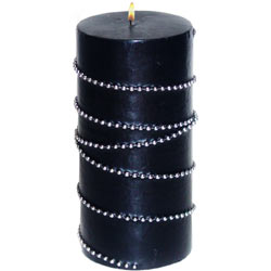 This one of a kind Tied Chain Pillar is perfect for that modern sleek living room. It adds a touch of style to any room and will definitely be a conversation piece. Unscented.