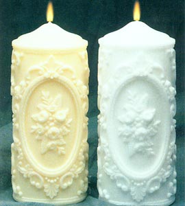 Sculpted Wedding Pillar Candles - White